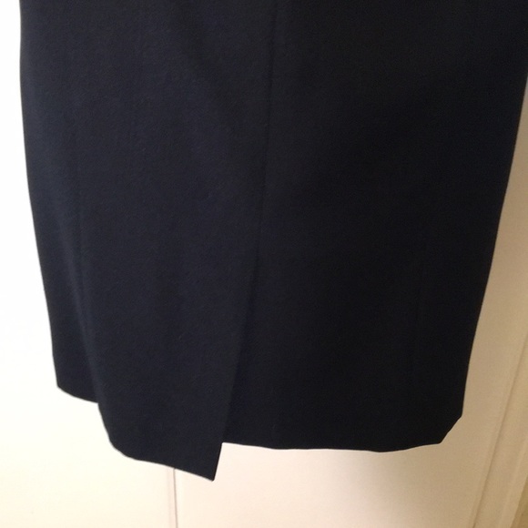 Black sheath dress - Picture 9 of 9